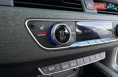 Седан Audi A4 2018 в 