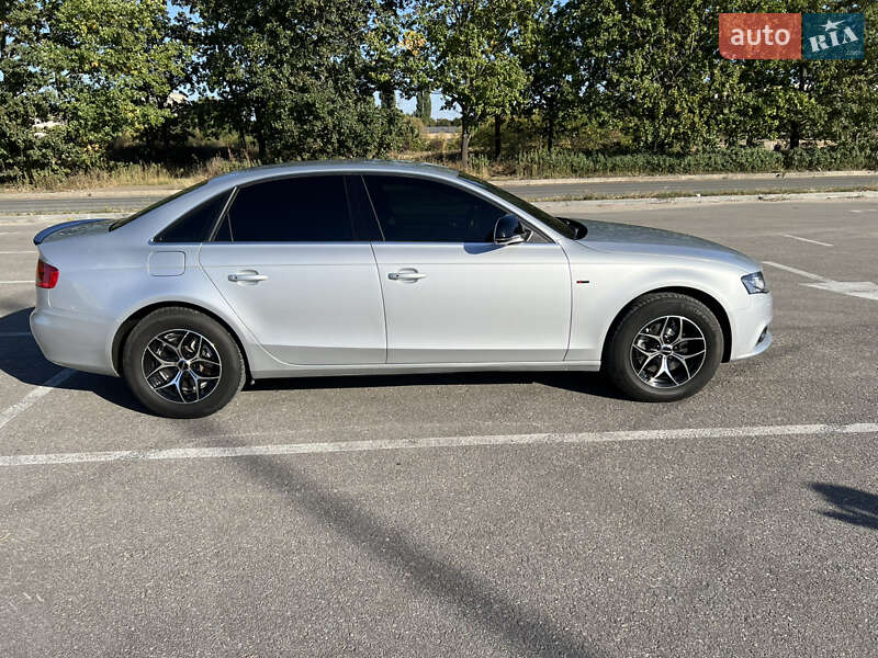 Седан Audi A4 2008 в Кропивницком