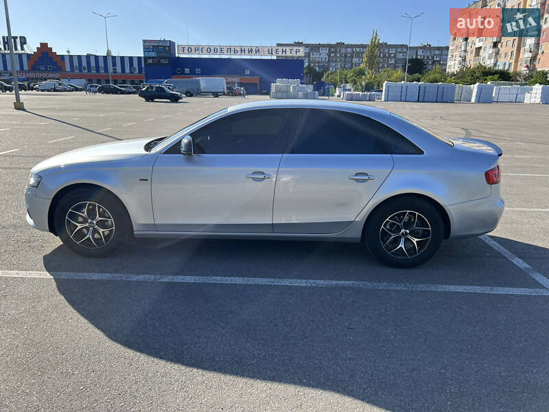Седан Audi A4 2008 в Кропивницком