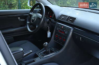 Седан Audi A4 2002 в 