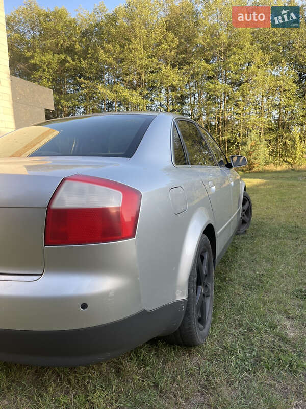 Седан Audi A4 2001 в Полтаве