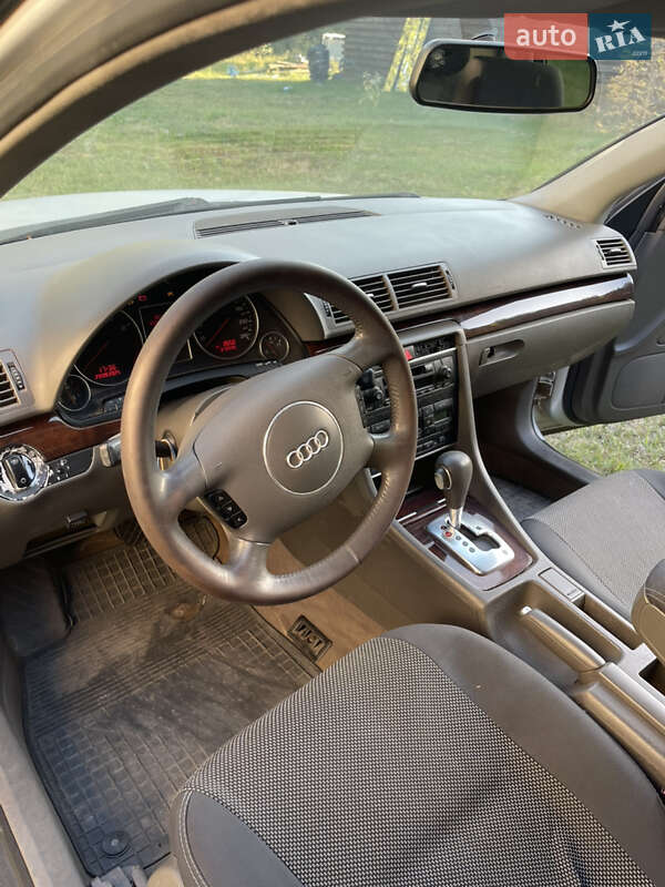 Седан Audi A4 2001 в Полтаве