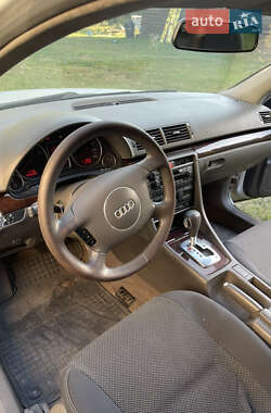 Седан Audi A4 2001 в 