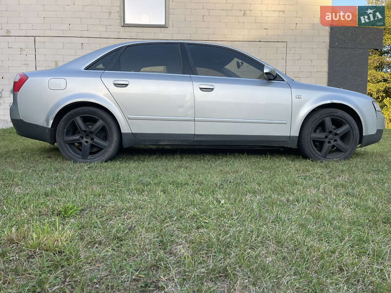 Седан Audi A4 2001 в Полтаве