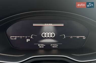 Седан Audi A4 2021 в 