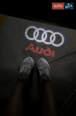 Седан Audi A4 2018 в 