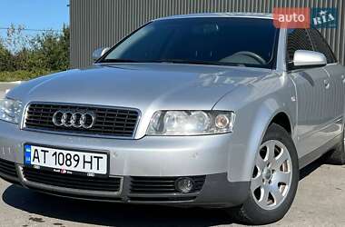 Седан Audi A4 2001 в 