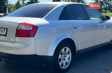 Седан Audi A4 2001 в 