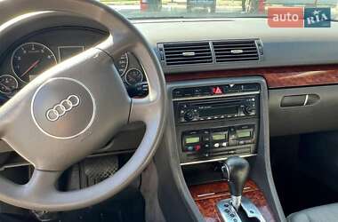Седан Audi A4 2001 в 