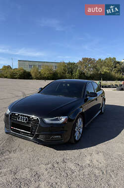 Седан Audi A4 2014 в 