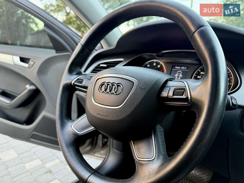 Седан Audi A4 2014 в Одессе
