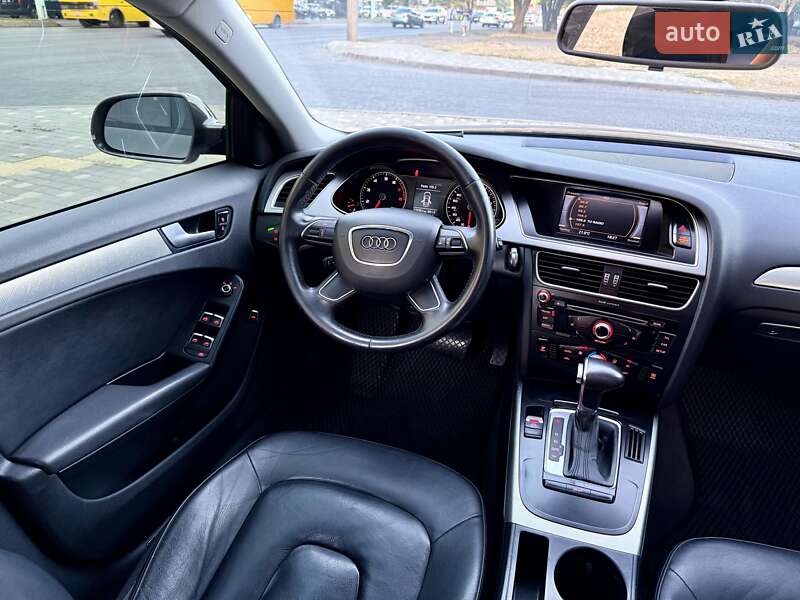 Седан Audi A4 2014 в Одессе