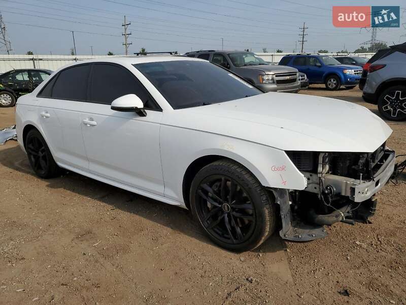 Седан Audi A4 2016 в 