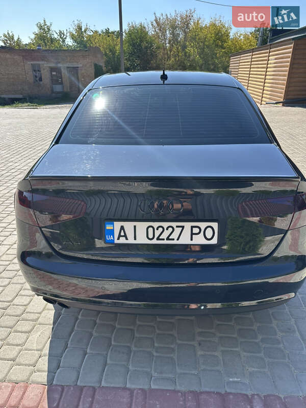 Седан Audi A4 2013 в Кропивницькому