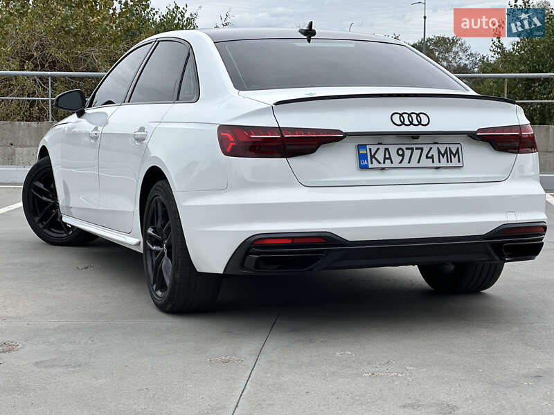 Седан Audi A4 2019 в Киеве