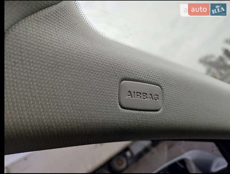 Седан Audi A4 2011 в Новомосковске