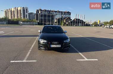 Седан Audi A4 2017 в 