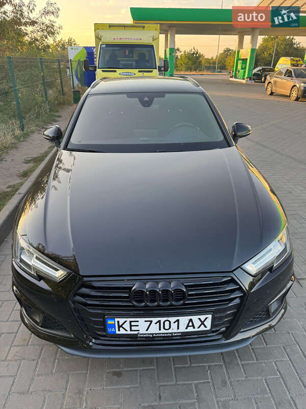 Універсал Audi A4 2019 в Павлограді
