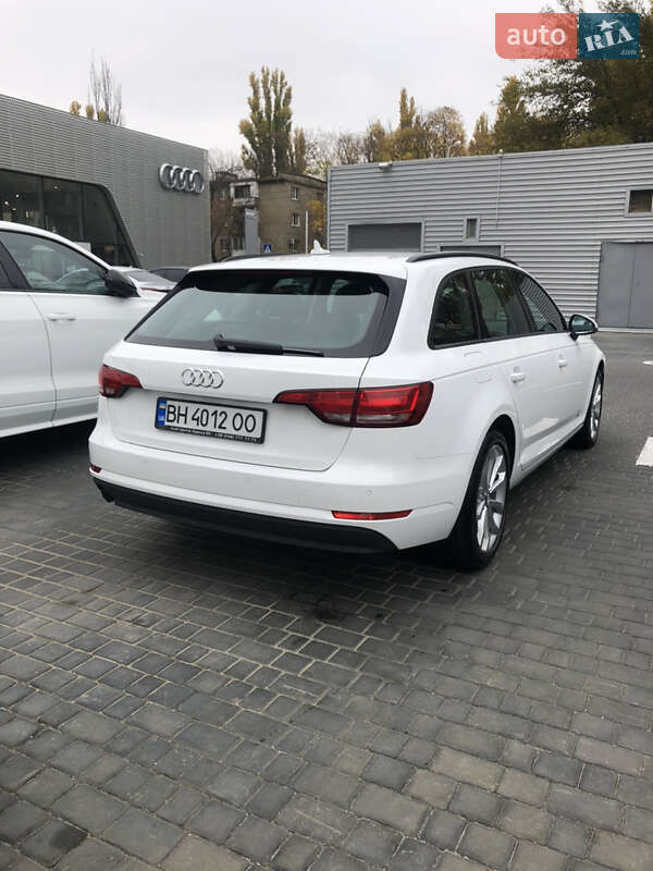 Универсал Audi A4 2017 в Измаиле
