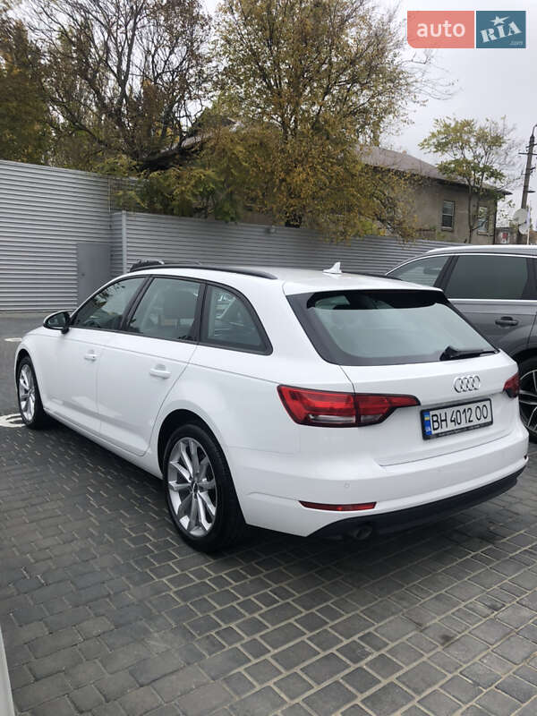 Универсал Audi A4 2017 в Измаиле