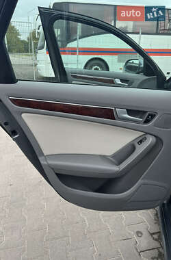Седан Audi A4 2012 в 
