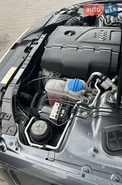 Седан Audi A4 2012 в 