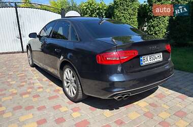 Седан Audi A4 2015 в 