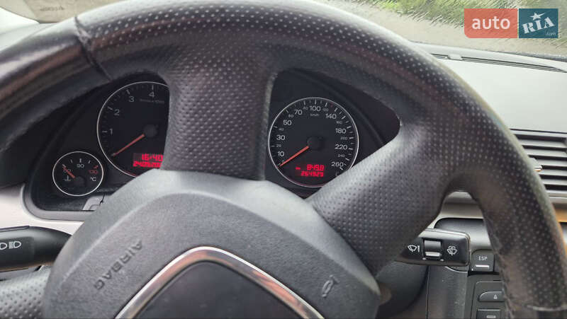 Седан Audi A4 2006 в Львове