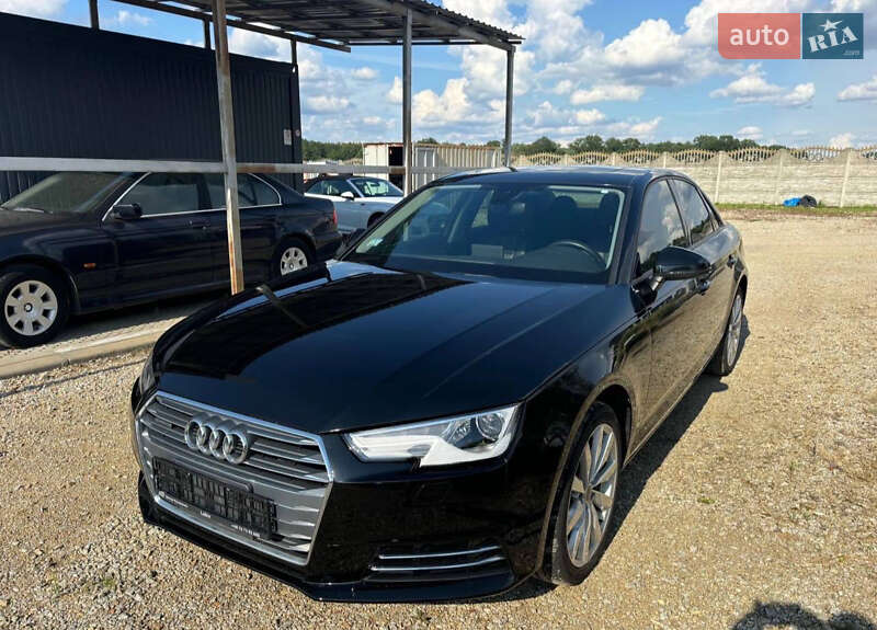 Седан Audi A4 2018 в Одессе