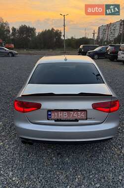 Седан Audi A4 2012 в 