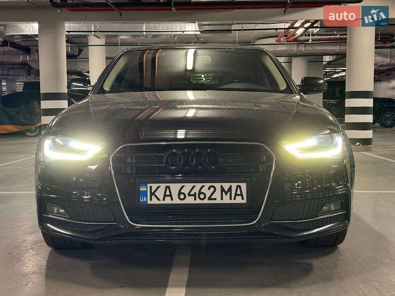 Седан Audi A4 2015 в Киеве