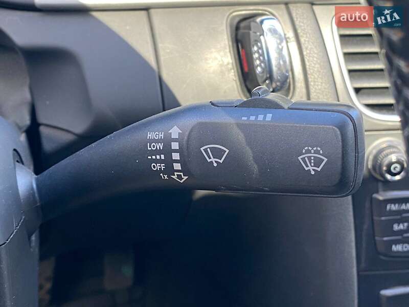 Седан Audi A4 2011 в Києві