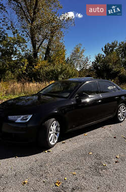 Седан Audi A4 2016 в 