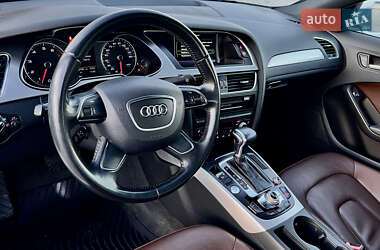Седан Audi A4 2014 в Нововолынске