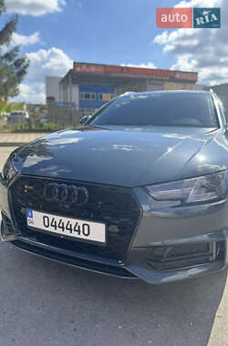 Универсал Audi A4 2019 в 