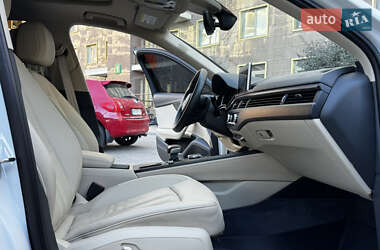 Седан Audi A4 2019 в 