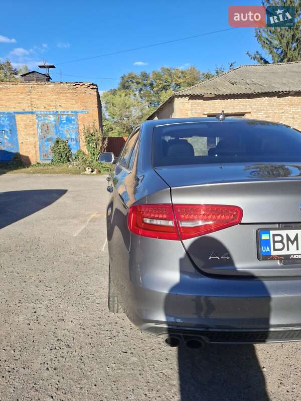Седан Audi A4 2014 в Сумах