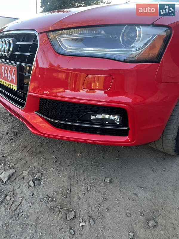Седан Audi A4 2015 в Дубно