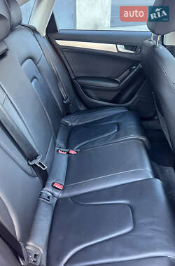 Седан Audi A4 2015 в 