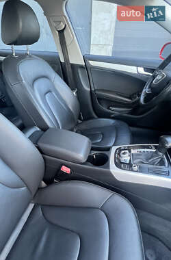 Седан Audi A4 2015 в 
