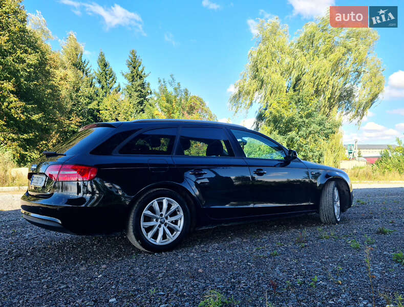 Універсал Audi A4 2013 в Самборі