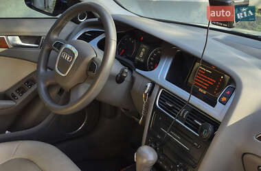 Седан Audi A4 2011 в 