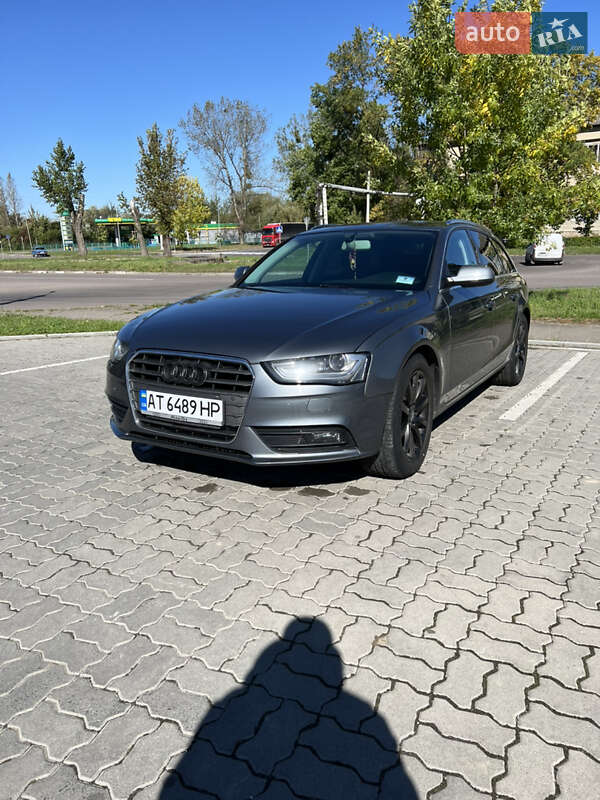 Универсал Audi A4 2012 в Калуше