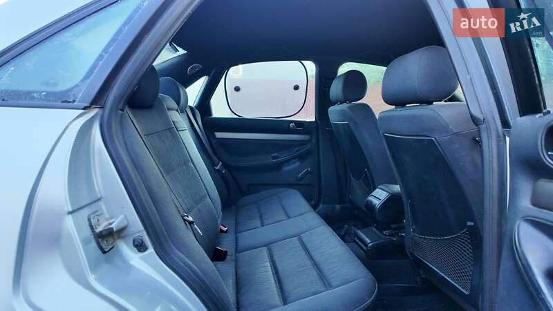 Седан Audi A4 1998 в Бару