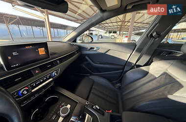 Седан Audi A4 2018 в 