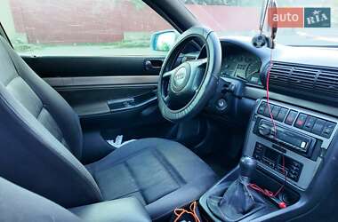 Седан Audi A4 1998 в 