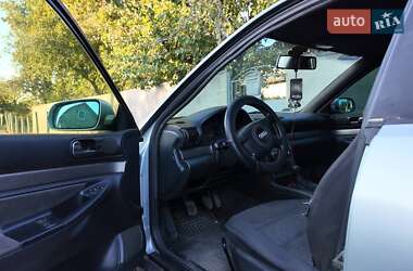 Седан Audi A4 1998 в 
