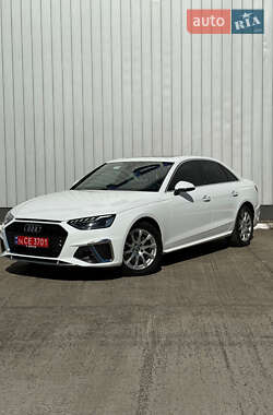 Седан Audi A4 2020 в 
