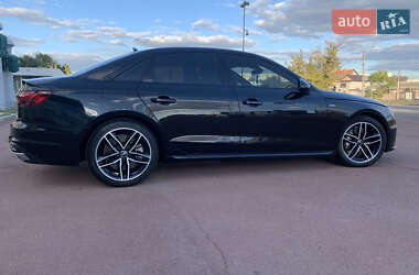 Седан Audi A4 2023 в 