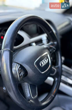 Седан Audi A4 2014 в 